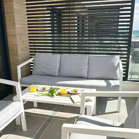 Front House Villa Torre La Mata
